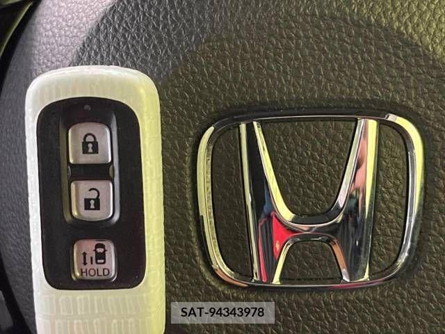 Honda N BOX CUSTOM 2022-03 210641-7