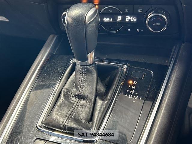 Mazda CX-8 2018-01 383809-25