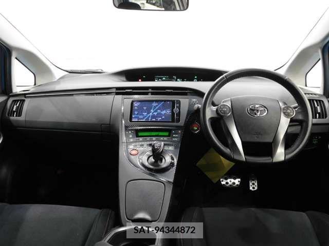 Toyota PRIUS 2013-07 216396-2