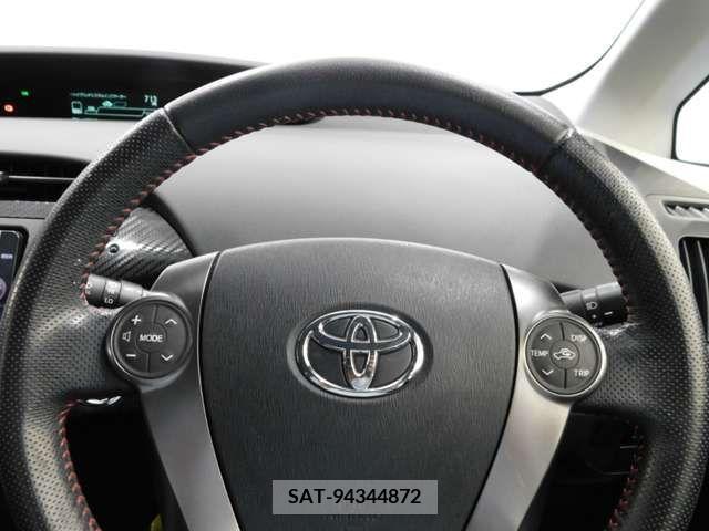 Toyota PRIUS 2013-07 216396-11