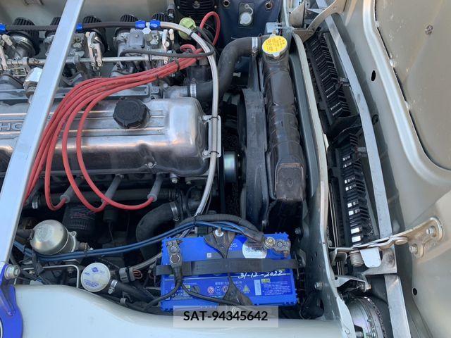 Nissan SKYLINE 1971-05 372066-9