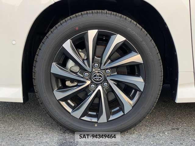 Toyota VOXY 2023-10 255805-8