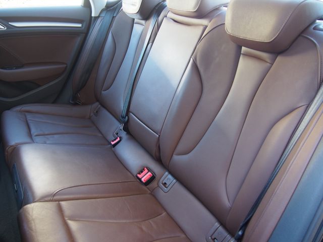 Audi A3 SEDAN 2015-12 196648-6