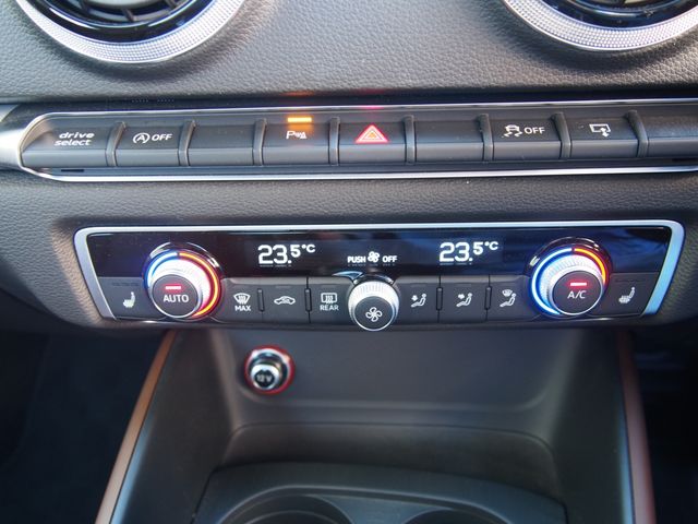 Audi A3 SEDAN 2015-12 196648-10