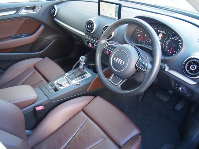 Audi A3 SEDAN 2015-12 196648-3
