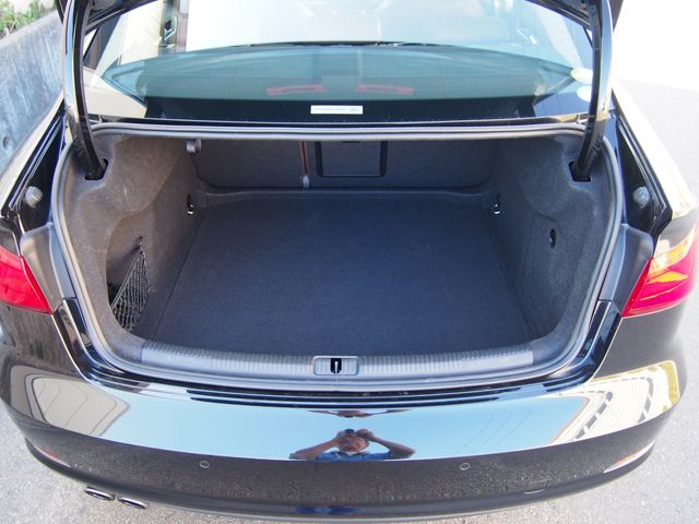 Audi A3 SEDAN 2015-12 196648-7