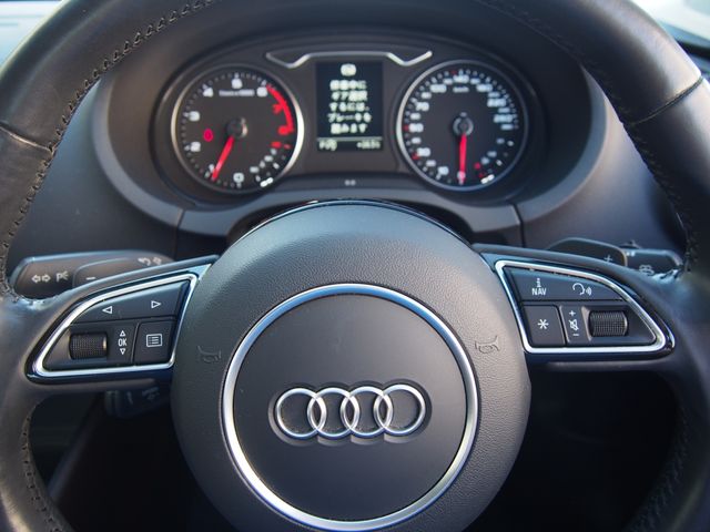 Audi A3 SEDAN 2015-12 196648-11