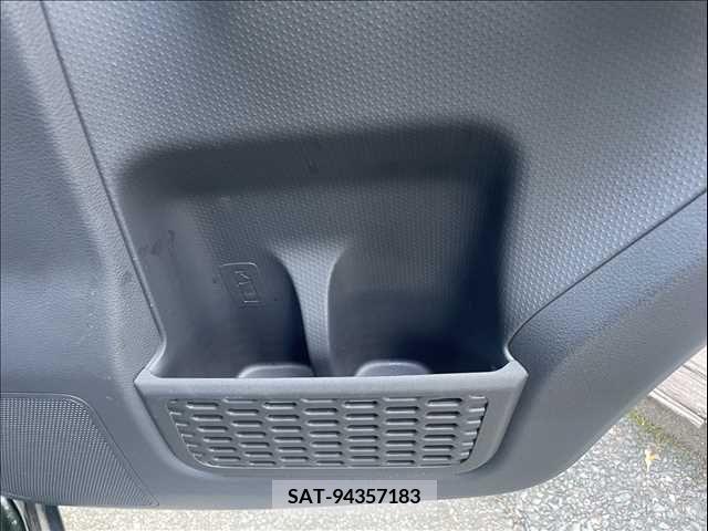 Suzuki HUSTLER 2019-05 272504-13