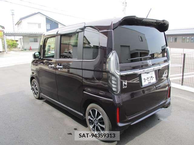 Honda N BOX CUSTOM 2018-06 381209-4