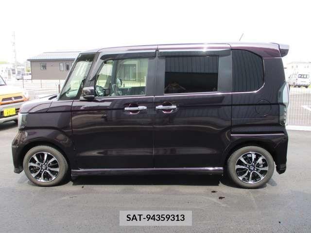 Honda N BOX CUSTOM 2018-06 381209-3