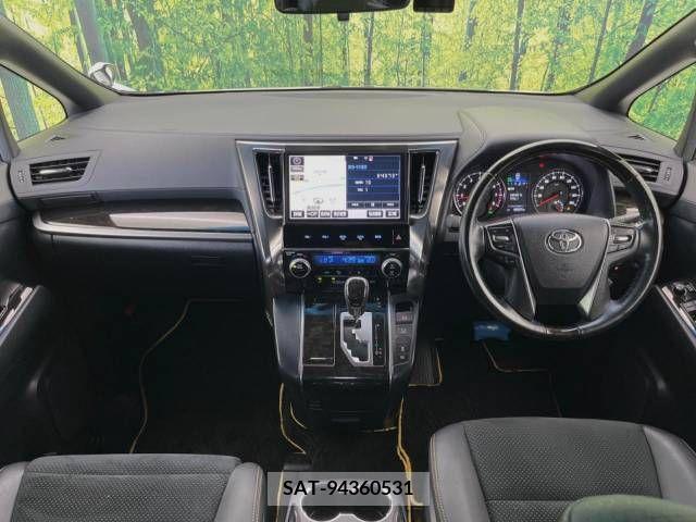 Toyota VELLFIRE 2017-06 332292-1