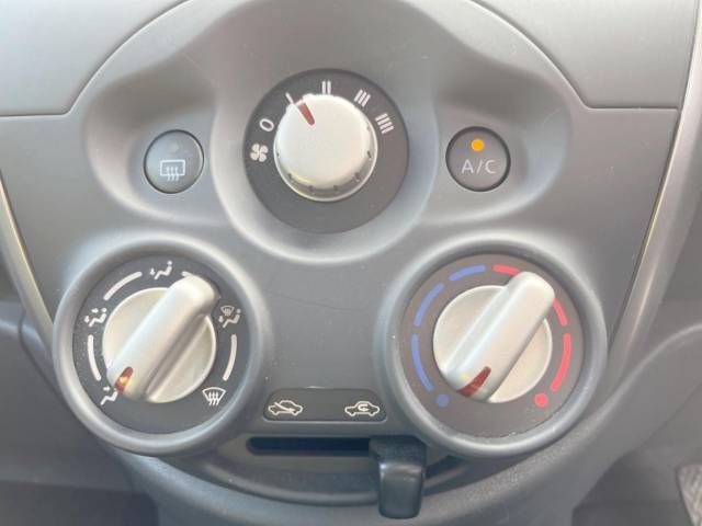 Nissan MARCH 2016-03 9953-6