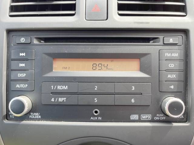 Nissan MARCH 2016-03 9953-2