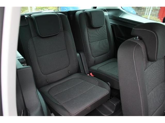 VolksWagen SHARAN 2019-02 1584-12