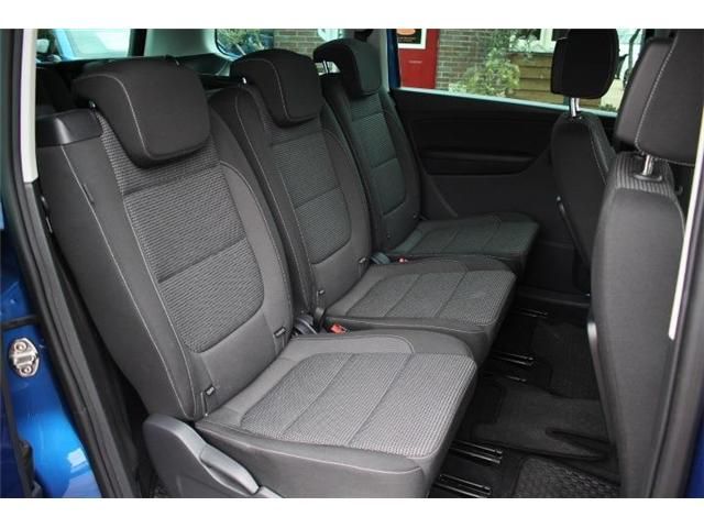 VolksWagen SHARAN 2019-02 1584-11