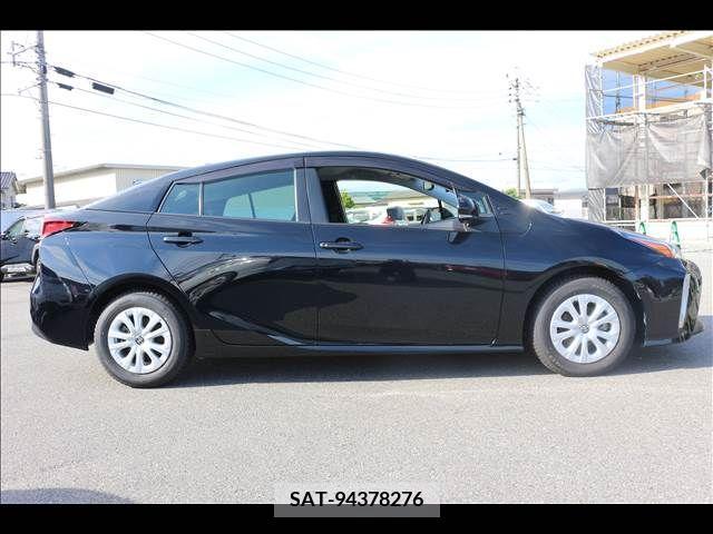 Toyota PRIUS 2021-02 331416-3
