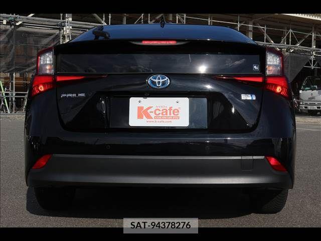 Toyota PRIUS 2021-02 331416-14