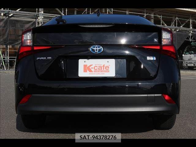 Toyota PRIUS 2021-02 331416-13