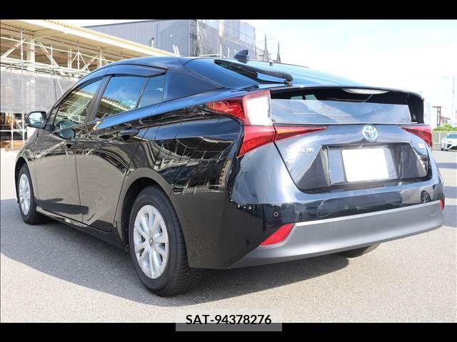 Toyota PRIUS 2021-02 331416-6