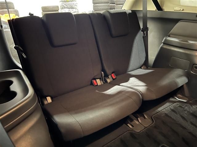 Mitsubishi OUTLANDER 2018-01 3813-18