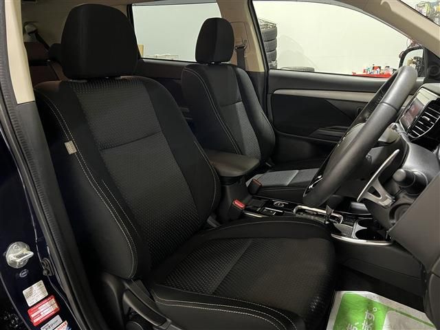 Mitsubishi OUTLANDER 2018-01 3813-10