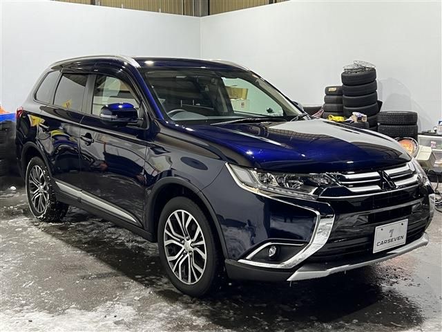 Mitsubishi OUTLANDER 2018-01 3813-2