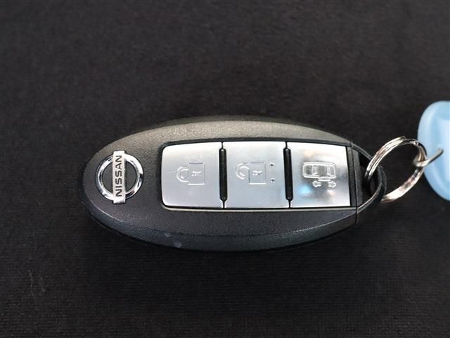 Nissan SERENA 2014-11 28164-25