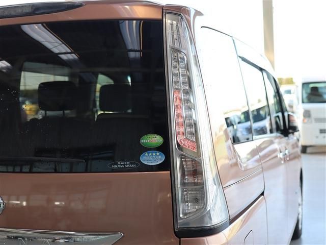 Nissan SERENA 2014-11 28164-8