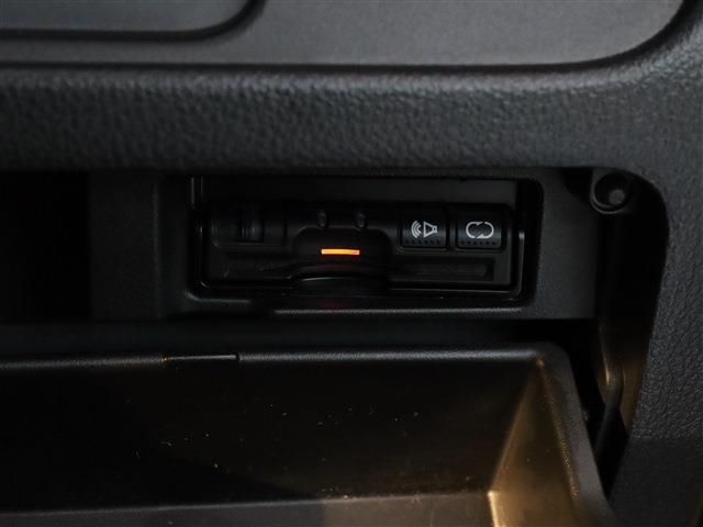 Nissan SERENA 2014-11 28164-17
