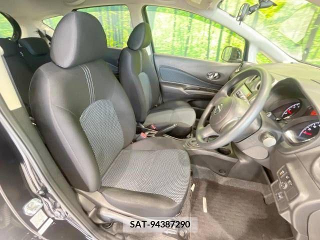 Nissan NOTE 2014-02 302338-8