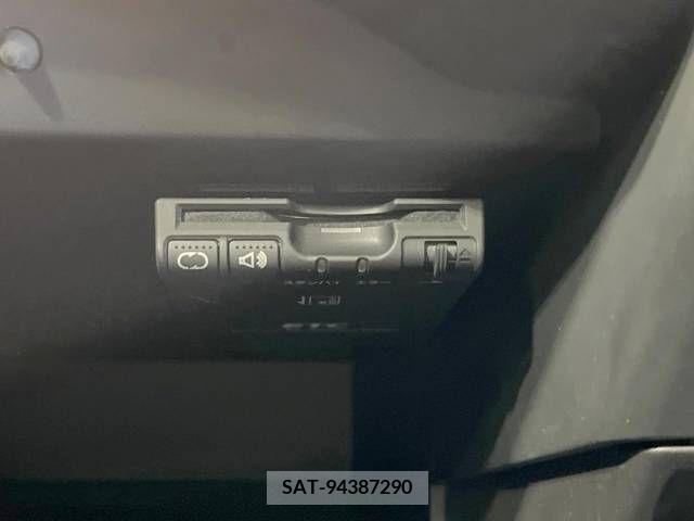 Nissan NOTE 2014-02 302338-6