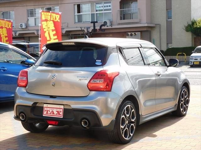 Suzuki SWIFT 2018-10 12372-2