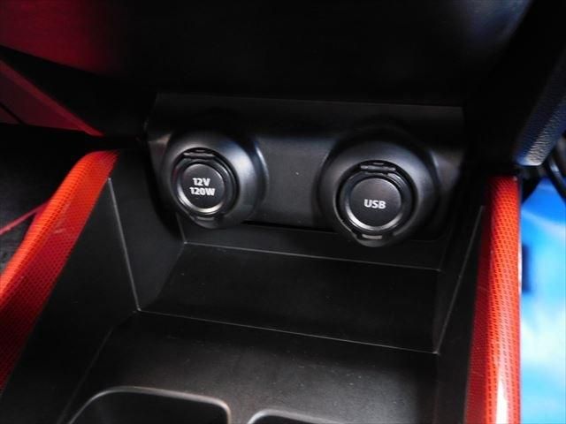 Suzuki SWIFT 2018-10 12372-19