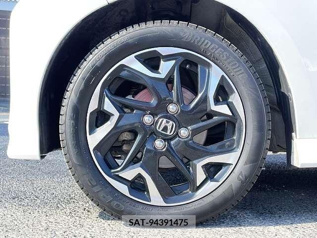 Honda N BOX CUSTOM 2019-05 376073-3