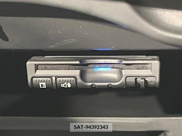 Nissan NOTE 2018-09 279967-6