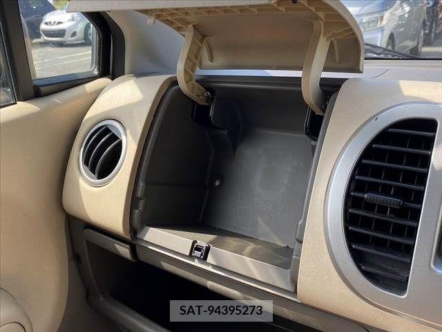 Nissan MOCO 2010-11 364071-28