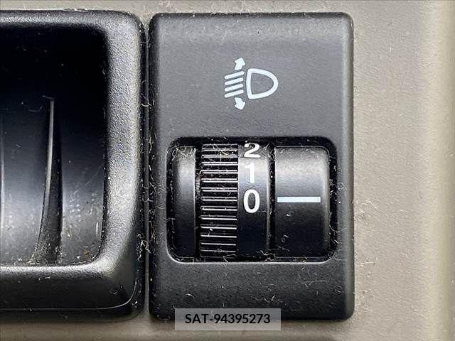 Nissan MOCO 2010-11 364071-24