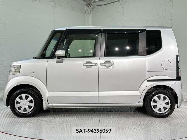 Honda N BOX 2012-04 306441-11