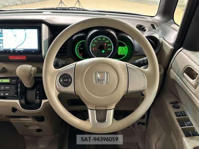 Honda N BOX 2012-04 306441-13