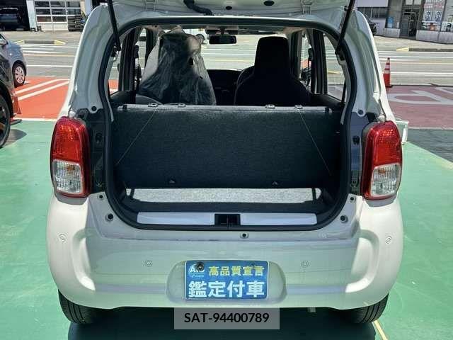 Suzuki ALTO 2023-01 305236-6