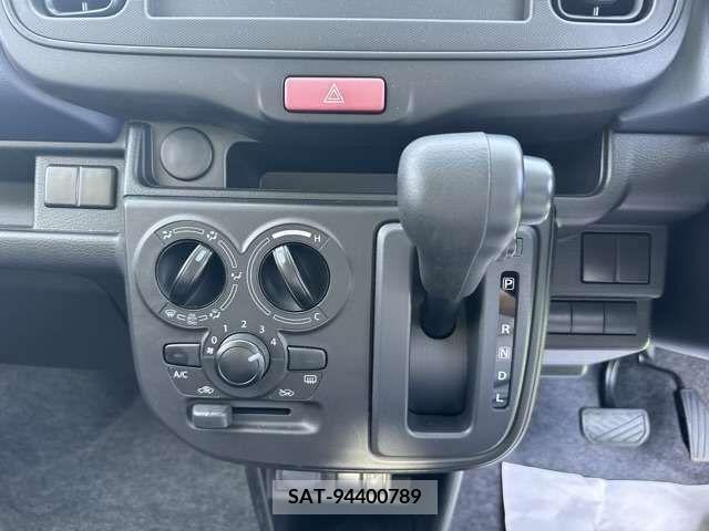Suzuki ALTO 2023-01 305236-13