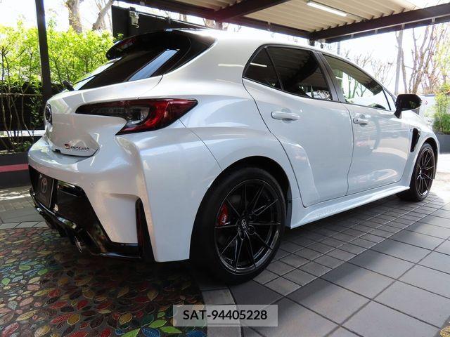 Toyota COROLLA 2024-01 238936-10