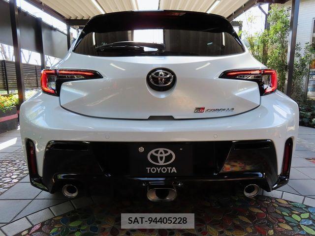 Toyota COROLLA 2024-01 238936-4