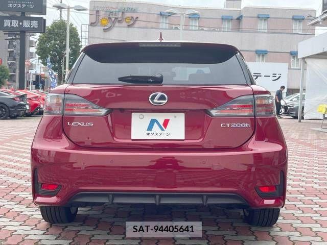 Lexus CT 2014-04 322657-15