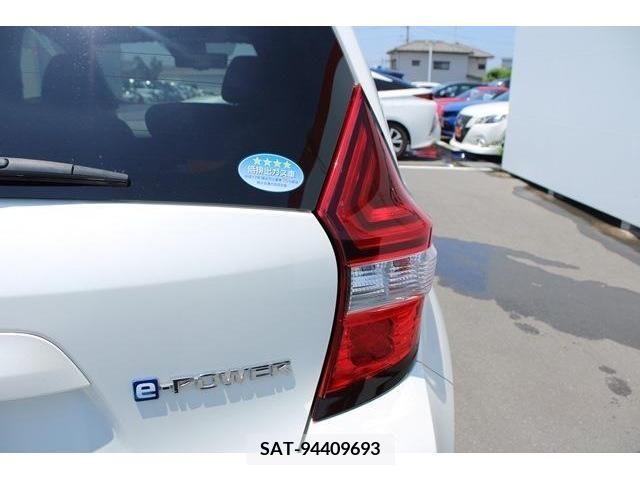 Nissan NOTE 2019-04 329610-12