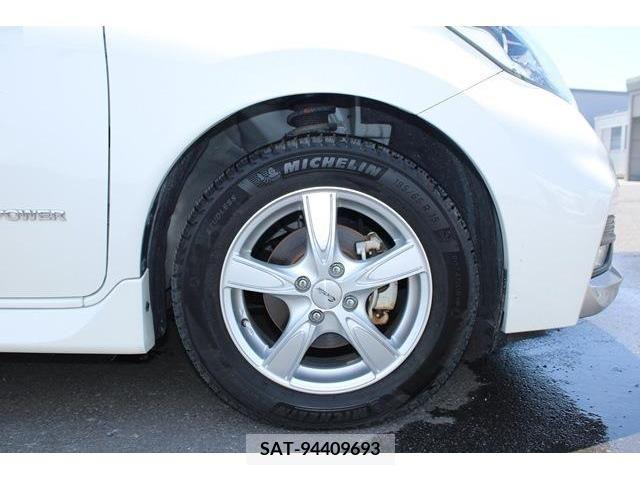 Nissan NOTE 2019-04 329610-10
