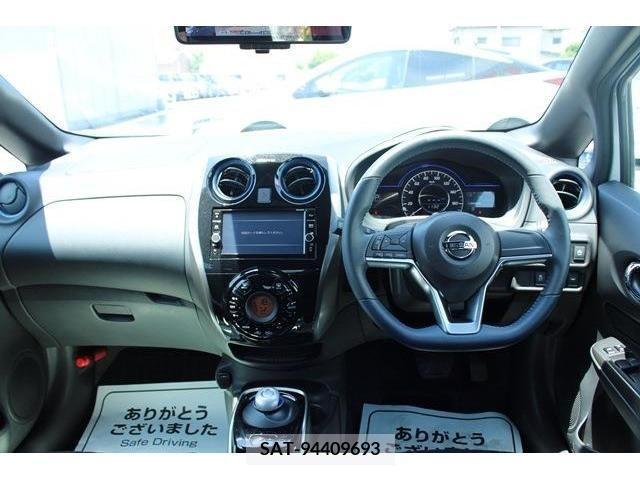 Nissan NOTE 2019-04 329610-16
