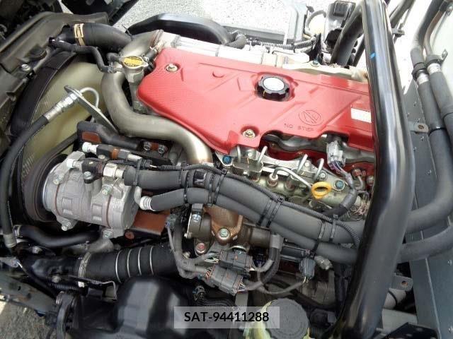 Hino DUTRO 2018-07 359467-3