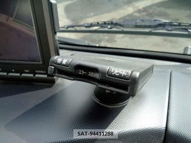 Hino DUTRO 2018-07 359467-9