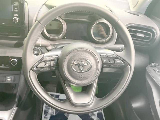 Toyota YARIS CROSS 2023-06 11812-11